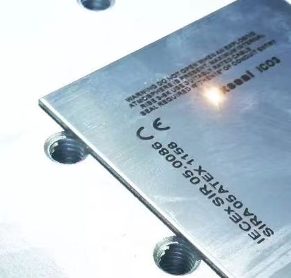 How does laser marking machine make black effect on stainless steel plate